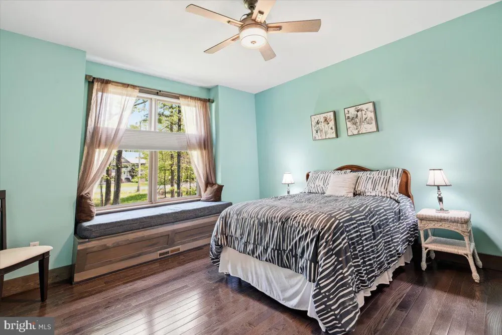 115 RIDGEWOOD LANE Hawley, PA 18428