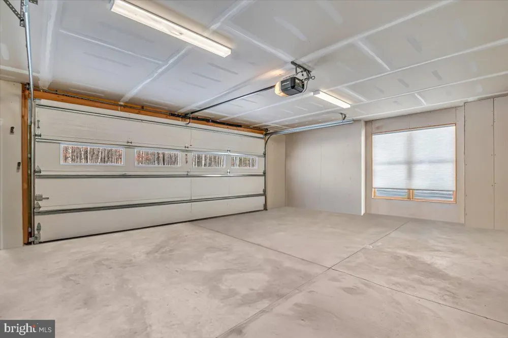 115 RIDGEWOOD LANE Hawley, PA 18428