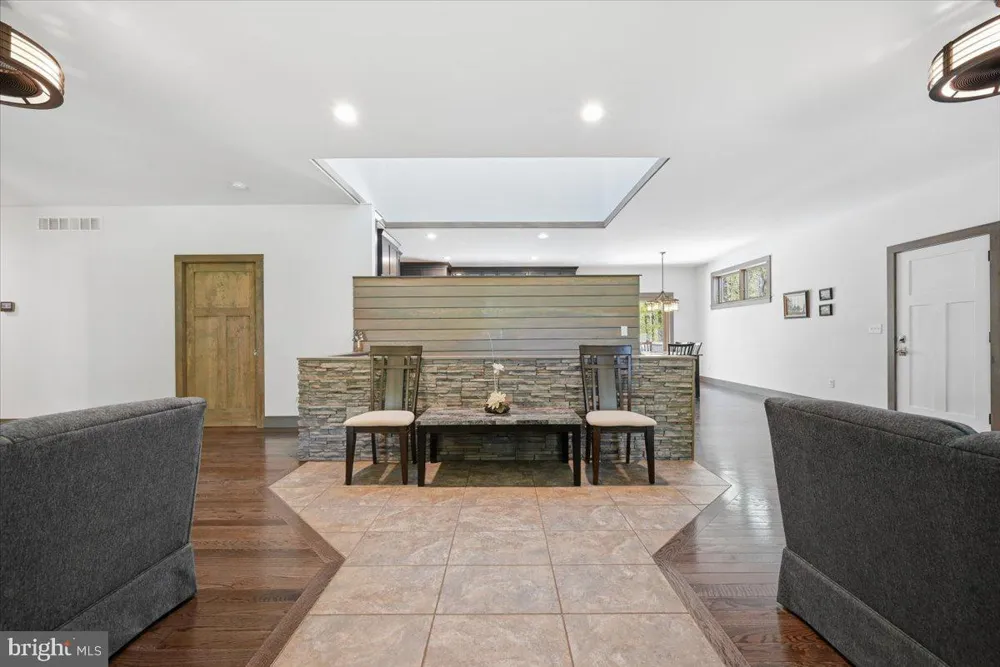 115 RIDGEWOOD LANE Hawley, PA 18428