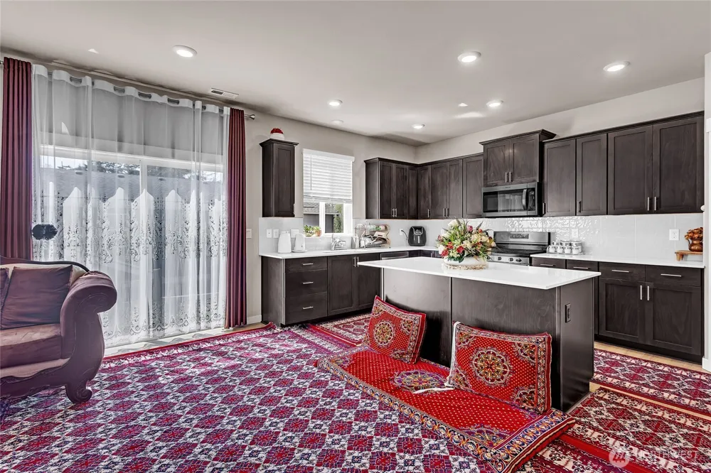28221 33rd Place S Auburn, WA 98001