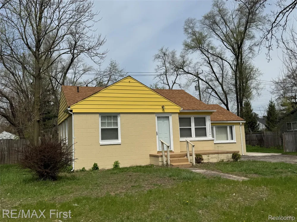 20200 Westhampton Avenue Southfield City, MI 48075