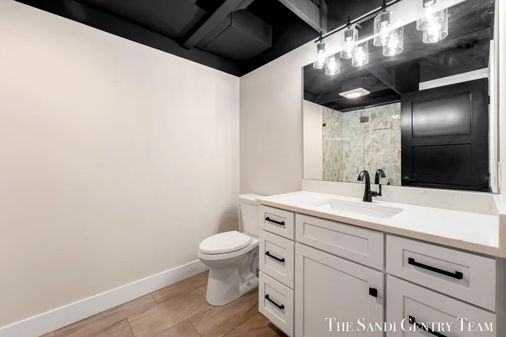 1500 Kooiman Avenue #12 Grand Haven City, MI 49417