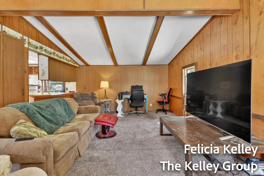 17158 Seneca Court Winfield Township, MI 49329