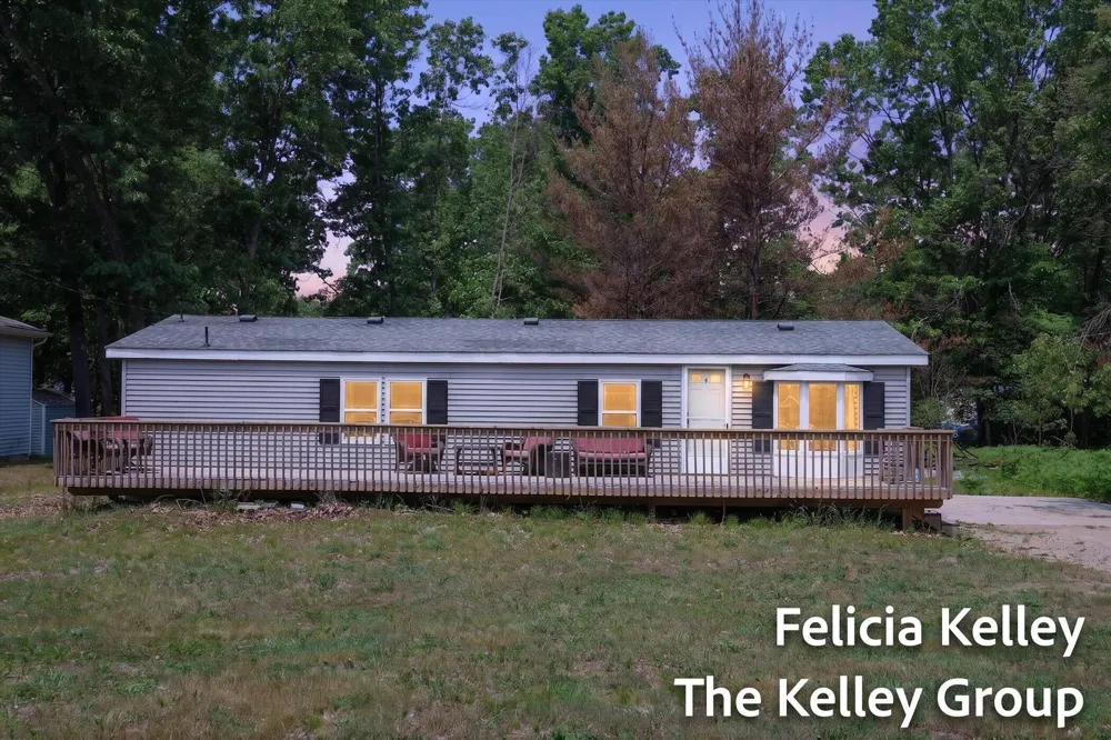 17158 Seneca Court Winfield Township, MI 49329