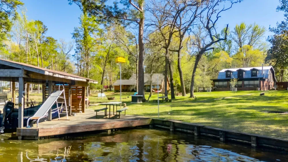 160 Dailey Road Crockett, TX 75835