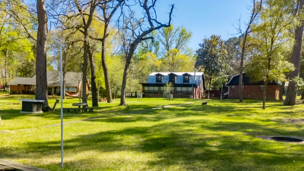 160 Dailey Road Crockett, TX 75835