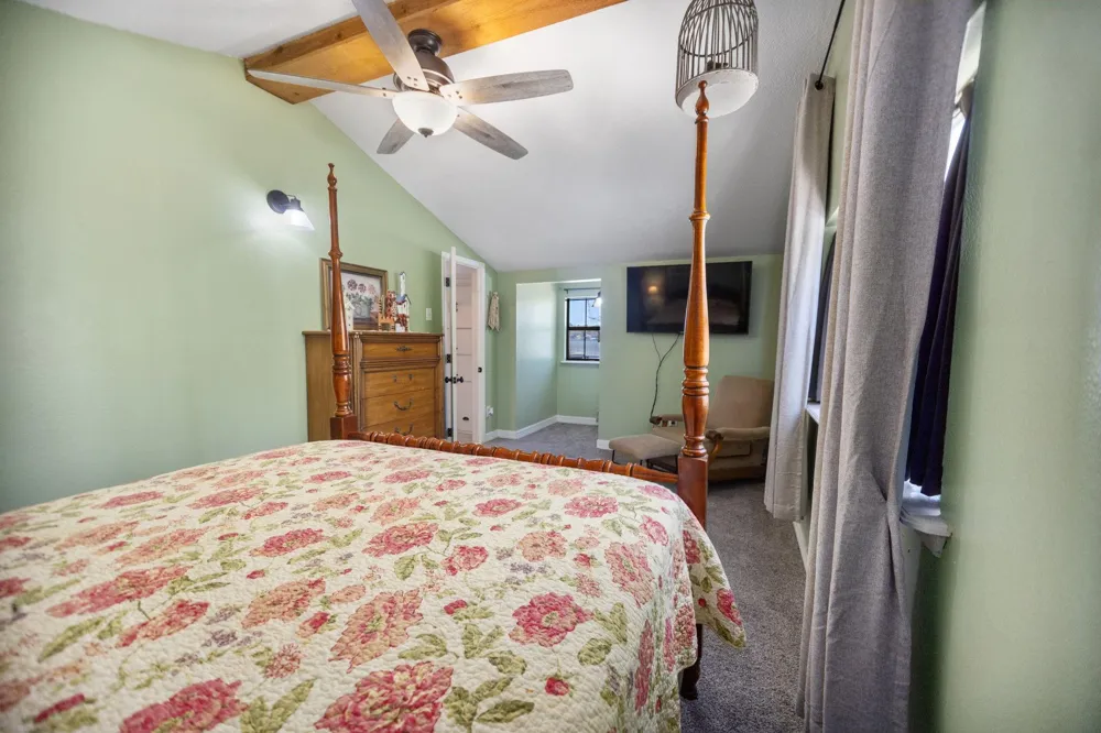 160 Dailey Road Crockett, TX 75835