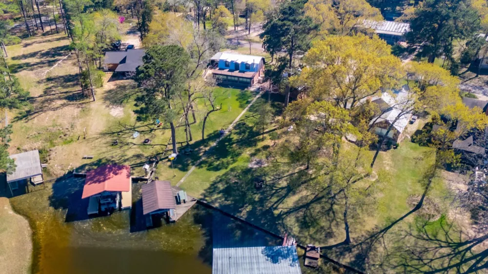 160 Dailey Road Crockett, TX 75835