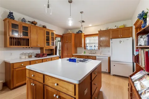 8128 Edge School House Rd