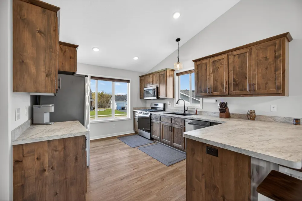 25695 Euclid Avenue Wyoming, MN 55092