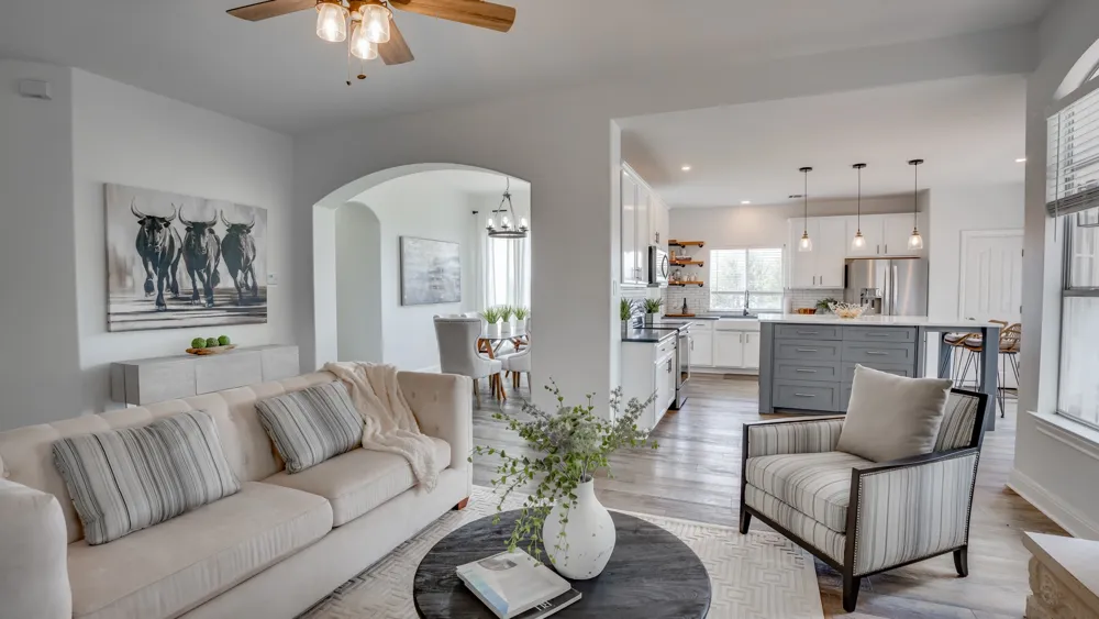 2016 Hidden Hills Drive Dripping Springs, TX 78620