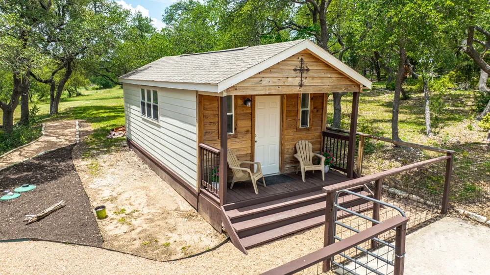 2016 Hidden Hills Drive Dripping Springs, TX 78620