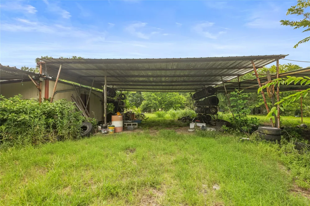 8677 S Fm 898 Whitewright, TX 75491