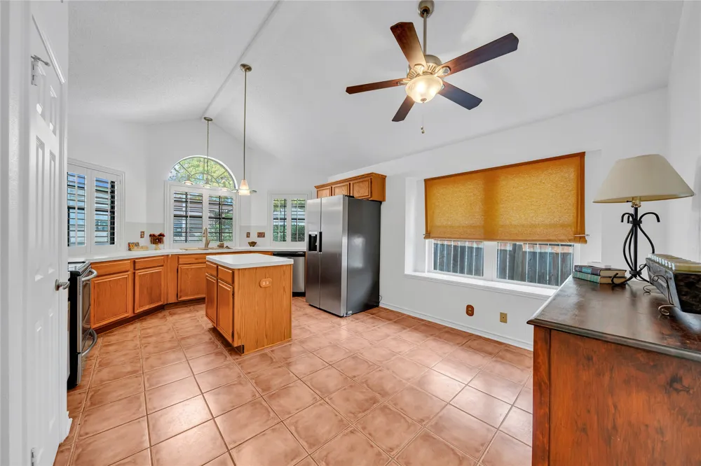 1133 Lago Vista Street San Marcos, TX 78666