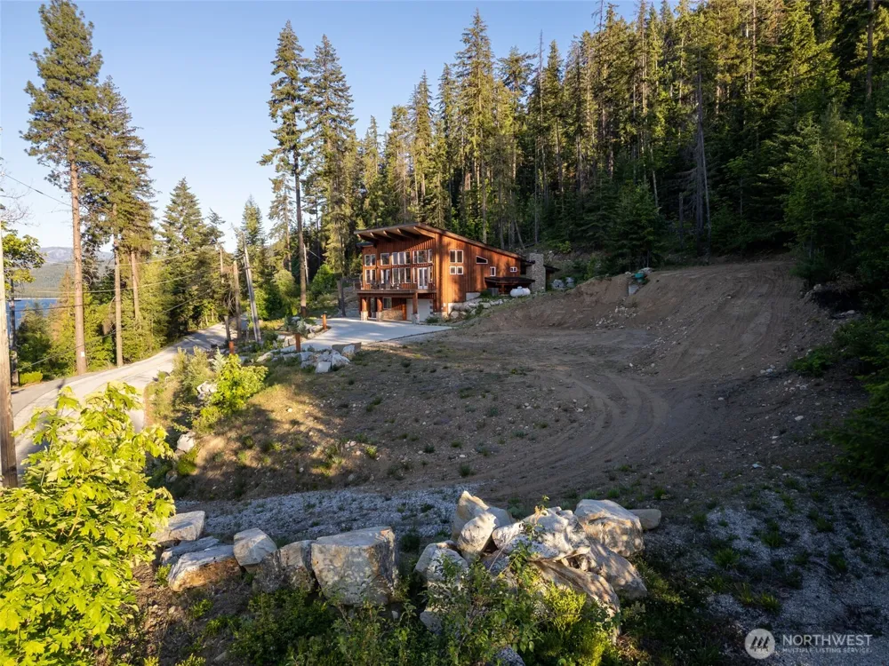 16063 Cedar Brae Road Leavenworth, WA 98826