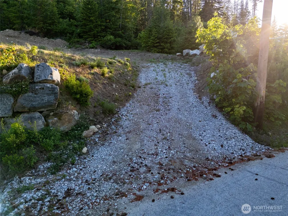 16063 Cedar Brae Road Leavenworth, WA 98826