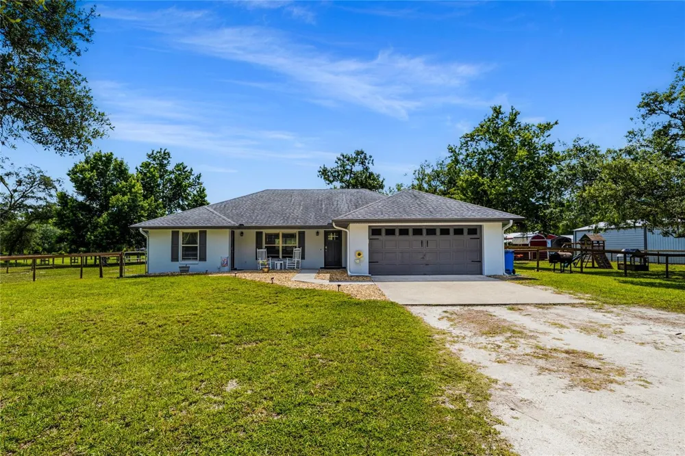 135 LINDA SUE DRIVE Lake Helen, FL 32744