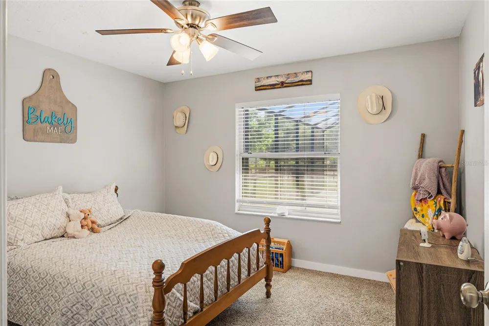 135 LINDA SUE DRIVE Lake Helen, FL 32744