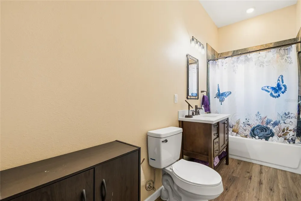 135 LINDA SUE DRIVE Lake Helen, FL 32744