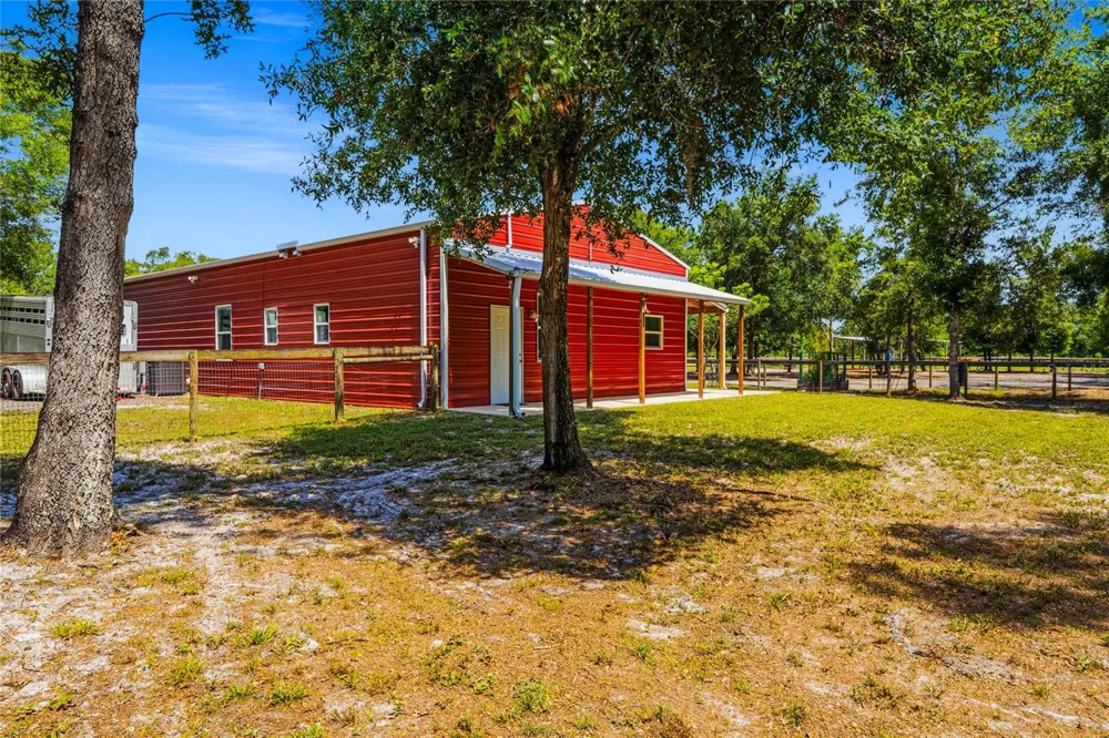 135 LINDA SUE DRIVE Lake Helen, FL 32744