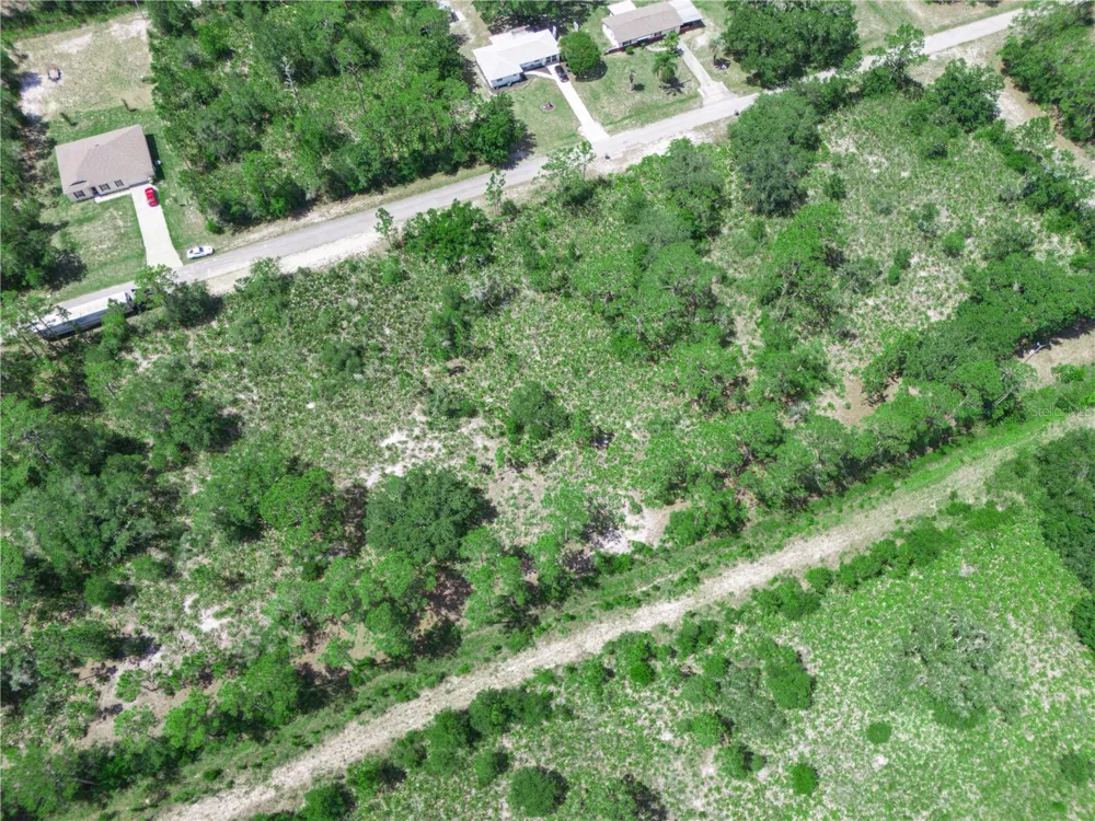 618 GARDENIA DRIVE Indian Lake Estates, FL 33855
