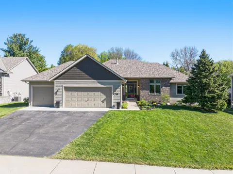 719 Eastridge Drive
