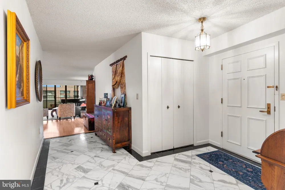 1300 CRYSTAL DRIVE #1206S Arlington, VA 22202