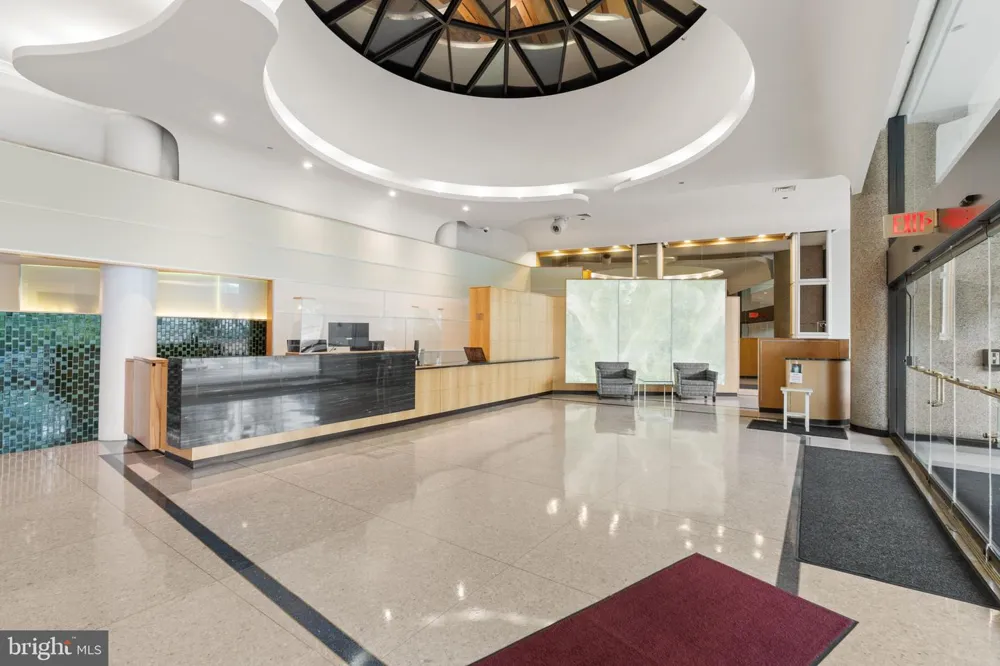 1300 CRYSTAL DRIVE #1206S Arlington, VA 22202
