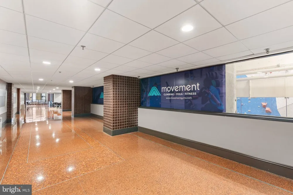 1300 CRYSTAL DRIVE #1206S Arlington, VA 22202