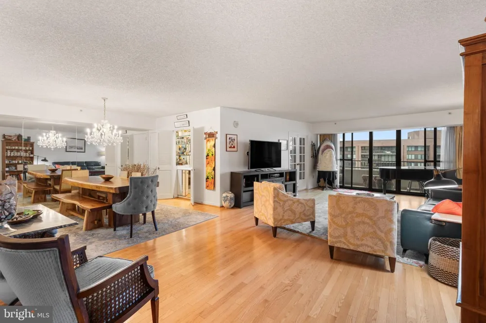 1300 CRYSTAL DRIVE #1206S Arlington, VA 22202