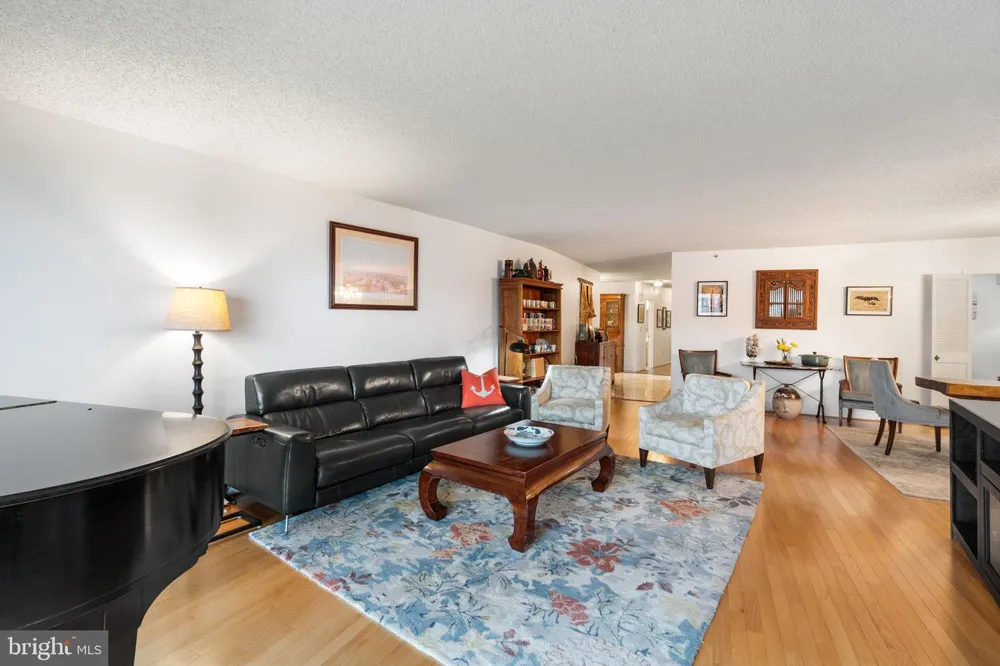 1300 CRYSTAL DRIVE #1206S Arlington, VA 22202