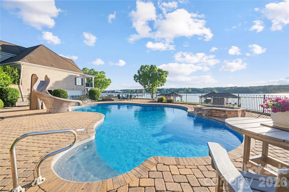142 Forest Lake Court Mount Gilead, NC 27306