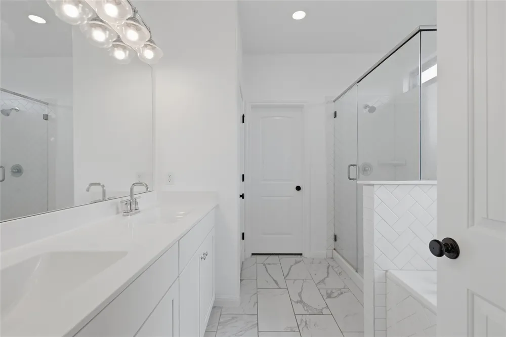 12900 Cerro Castellan Trace Manor, TX 78653