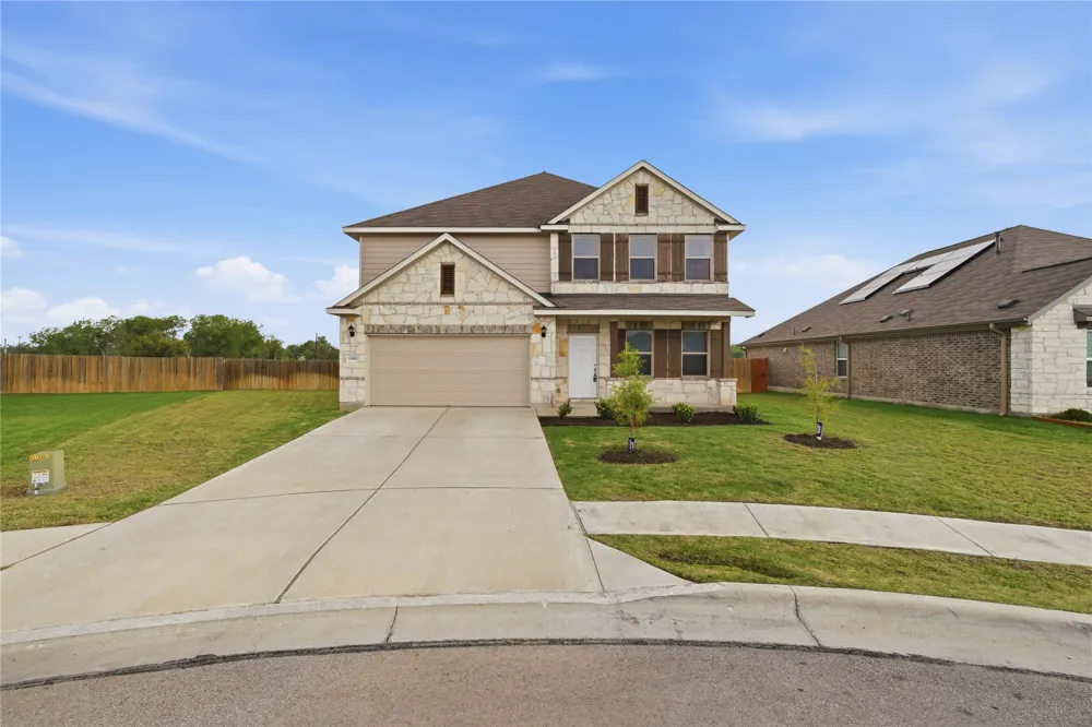 12900 Cerro Castellan Trace Manor, TX 78653