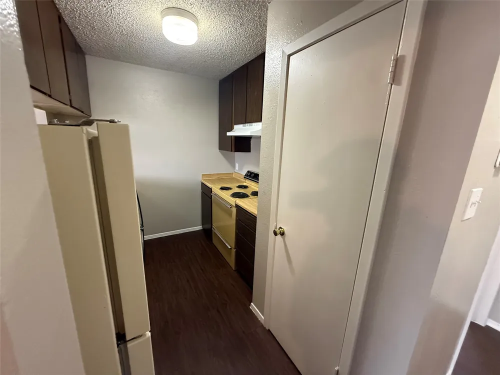 1704 Short Street #C Cleburne, TX 76033