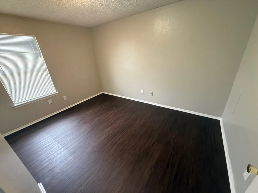 1704 Short Street #C Cleburne, TX 76033