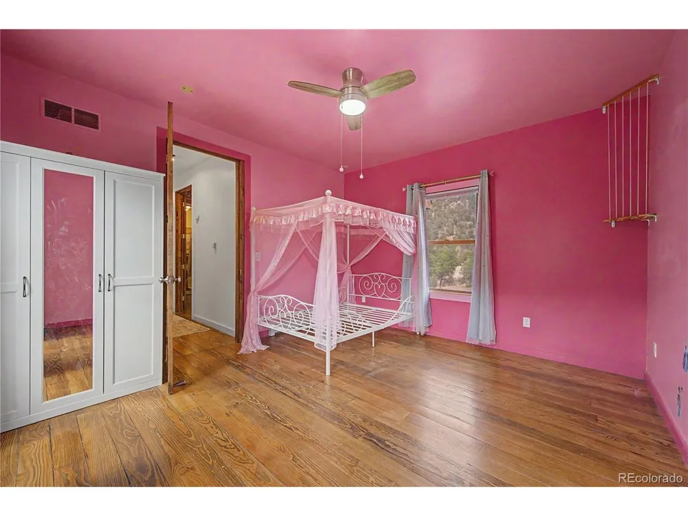 1617 Pierce Gulch Road Cotopaxi, CO 81223