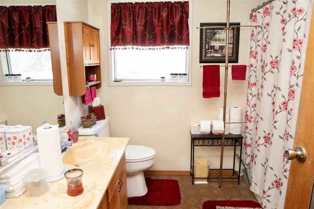 1115 Old Jacksboro Rd Graham, TX 76450