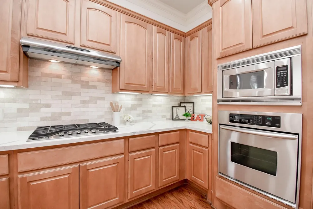 155 White Drive Bellaire, TX 77401