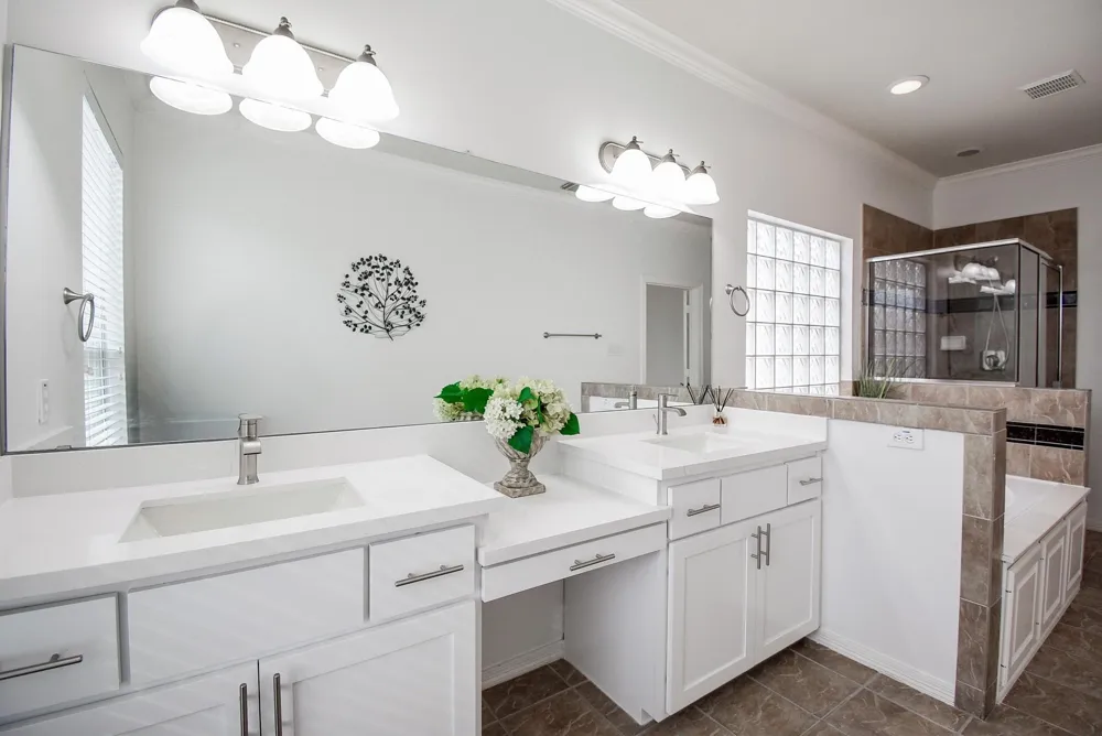 155 White Drive Bellaire, TX 77401