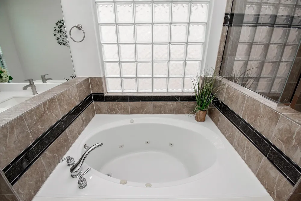 155 White Drive Bellaire, TX 77401