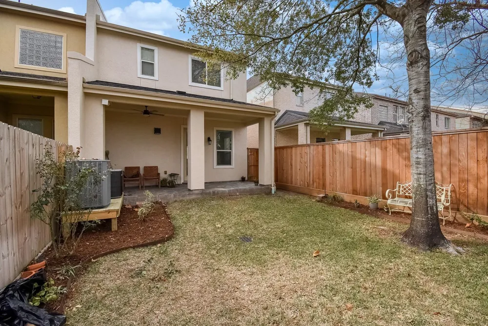 155 White Drive Bellaire, TX 77401