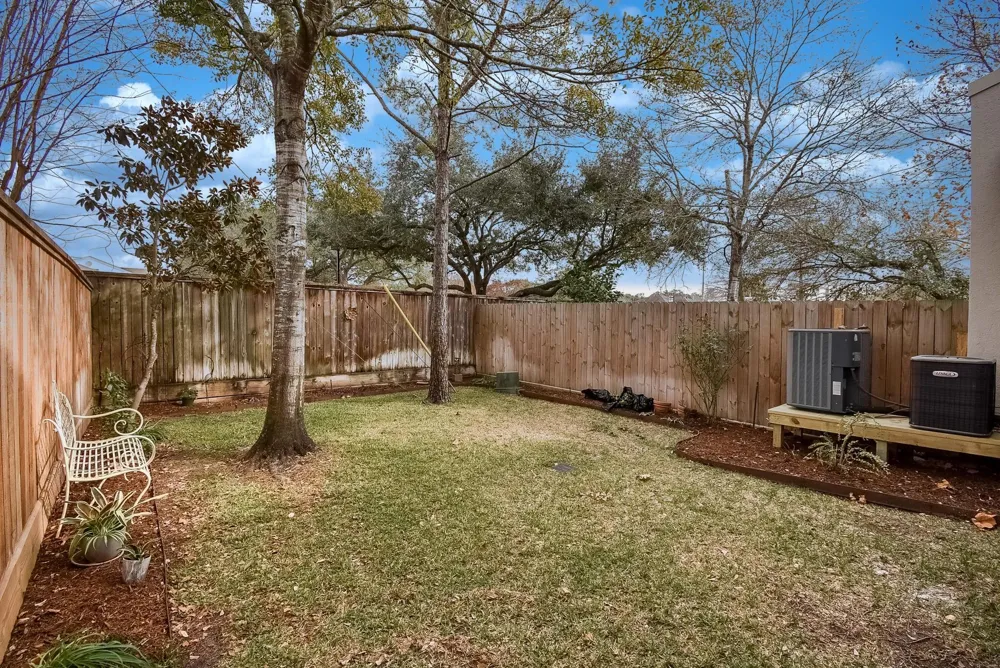 155 White Drive Bellaire, TX 77401