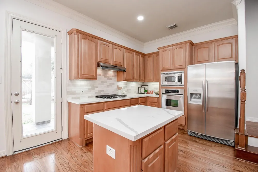 155 White Drive Bellaire, TX 77401