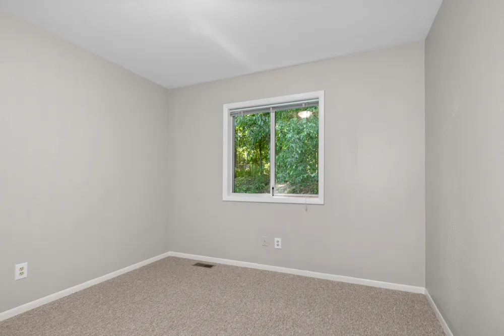 2975 Englewood Avenue SE Grand Rapids, MI 49508