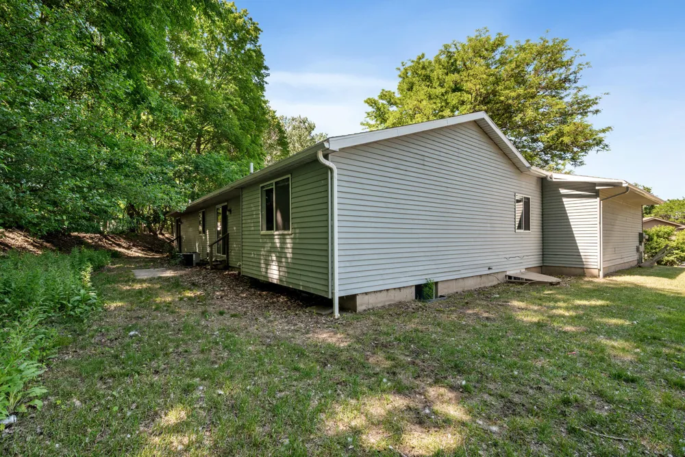 2975 Englewood Avenue SE Grand Rapids, MI 49508