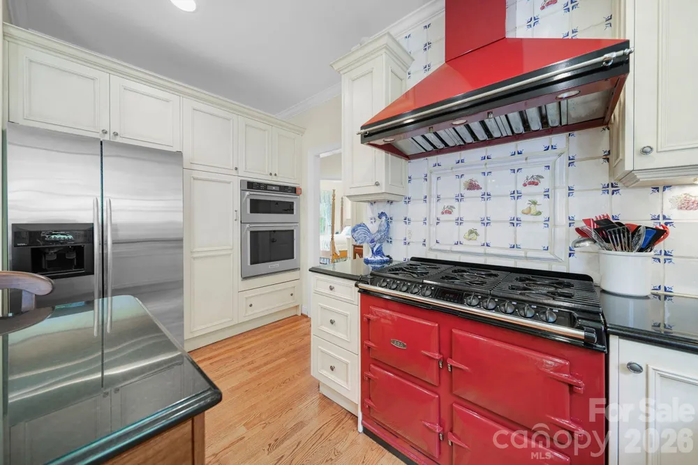 512 Stuart Ridge Cramerton, NC 28032