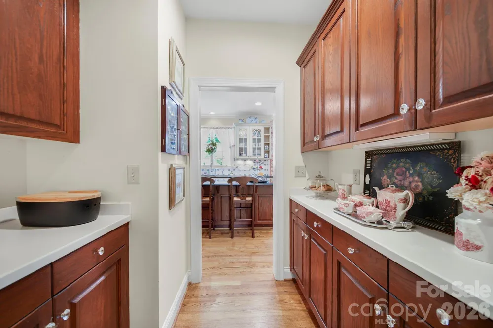 512 Stuart Ridge Cramerton, NC 28032