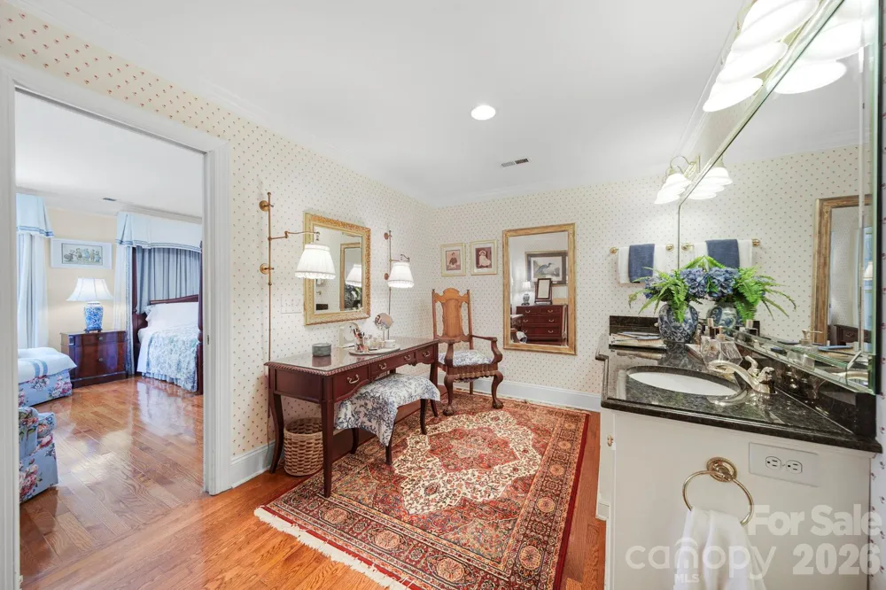 512 Stuart Ridge Cramerton, NC 28032