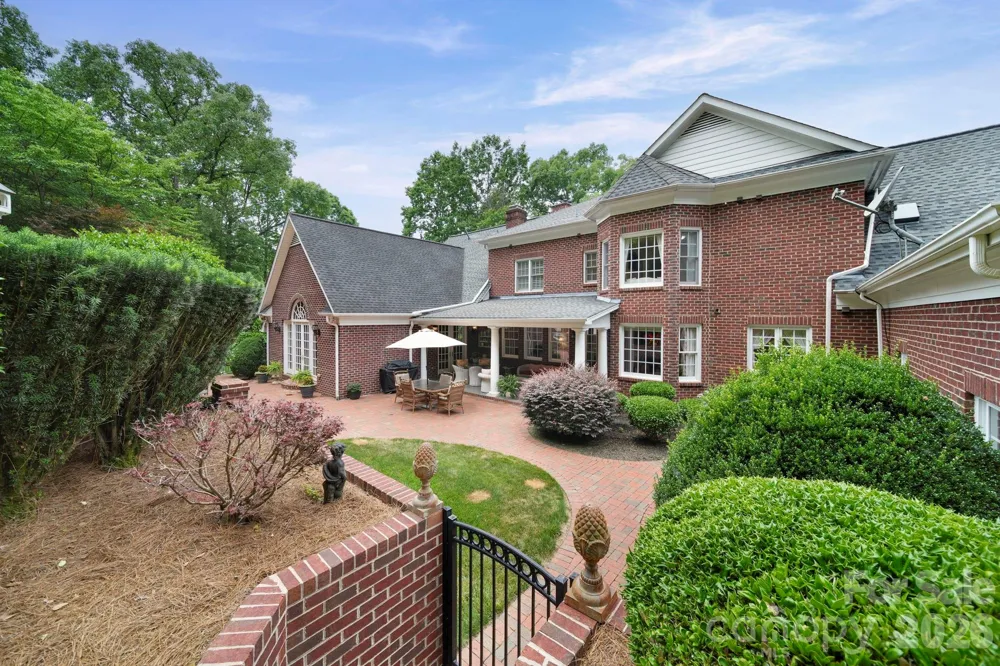 512 Stuart Ridge Cramerton, NC 28032